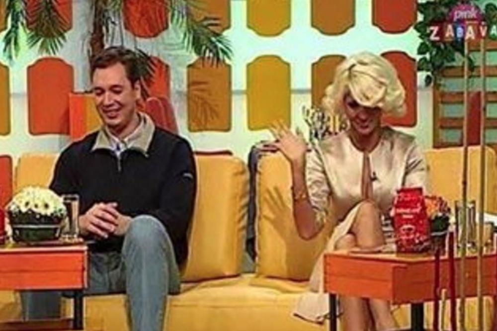 JK je prva prorekla Aleksandru Vučiću da će biti premijer! A evo kako joj je on odgovorio! (VIDEO)