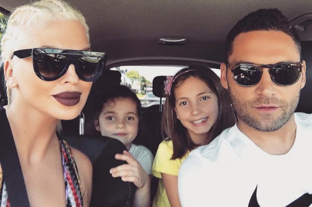 Šta se zaista dešava u kući Tošić-Karleuša: Ove stvari pokušavaju da sakriju od vas, a MI smo sve VIDELI i ZAPISALI!