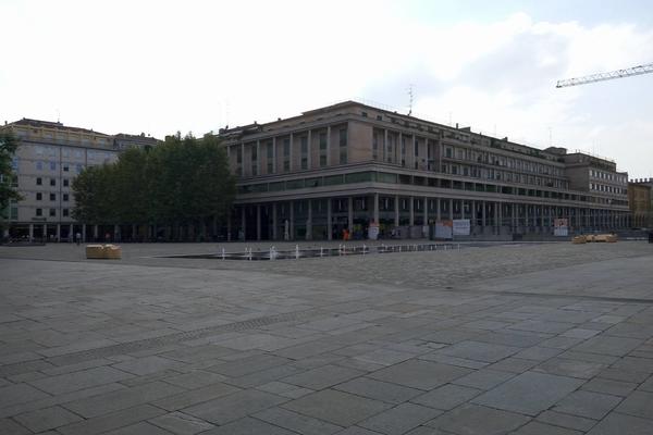 Puste ulice u Ređo Emiliji: Italijane uhvatila panika zbog Delija! (FOTO) (VIDEO)