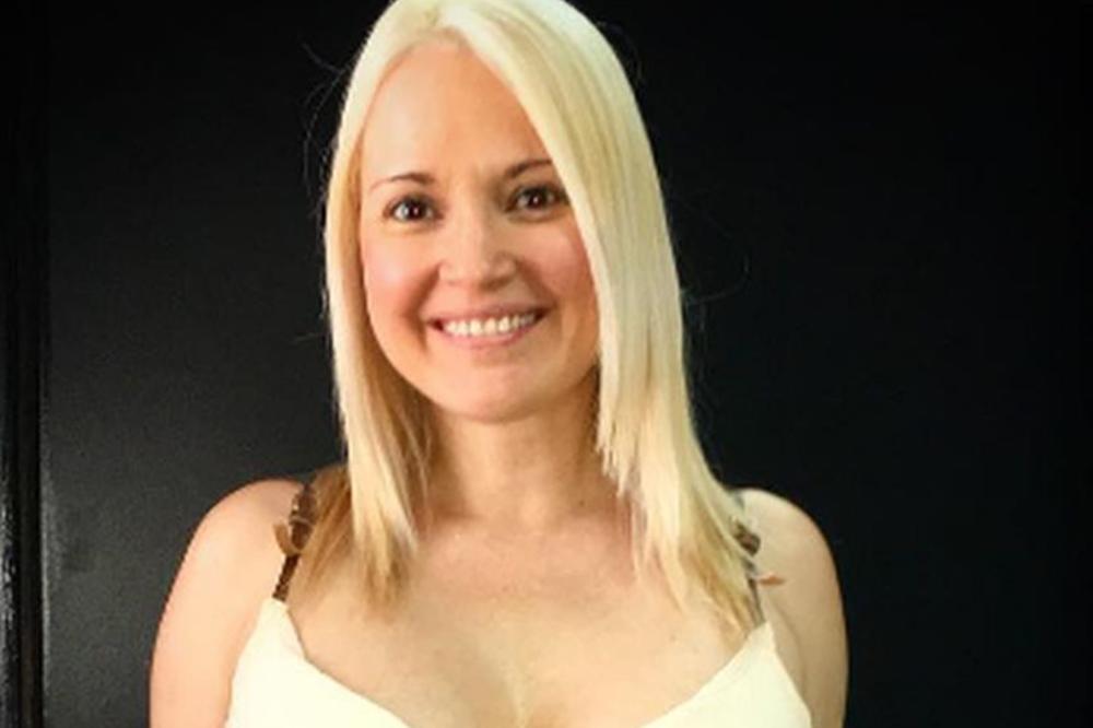 Sve je luđa i luđa: Maja prevazišla samu sebe i obukla totalno providnu haljinu! (FOTO)