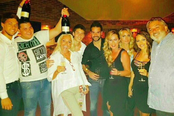 Susret bivše i Prijovićke na Filipovom rođu! Ali njegov treći brat je ipak glavna vest! (VIDEO) (FOTO)