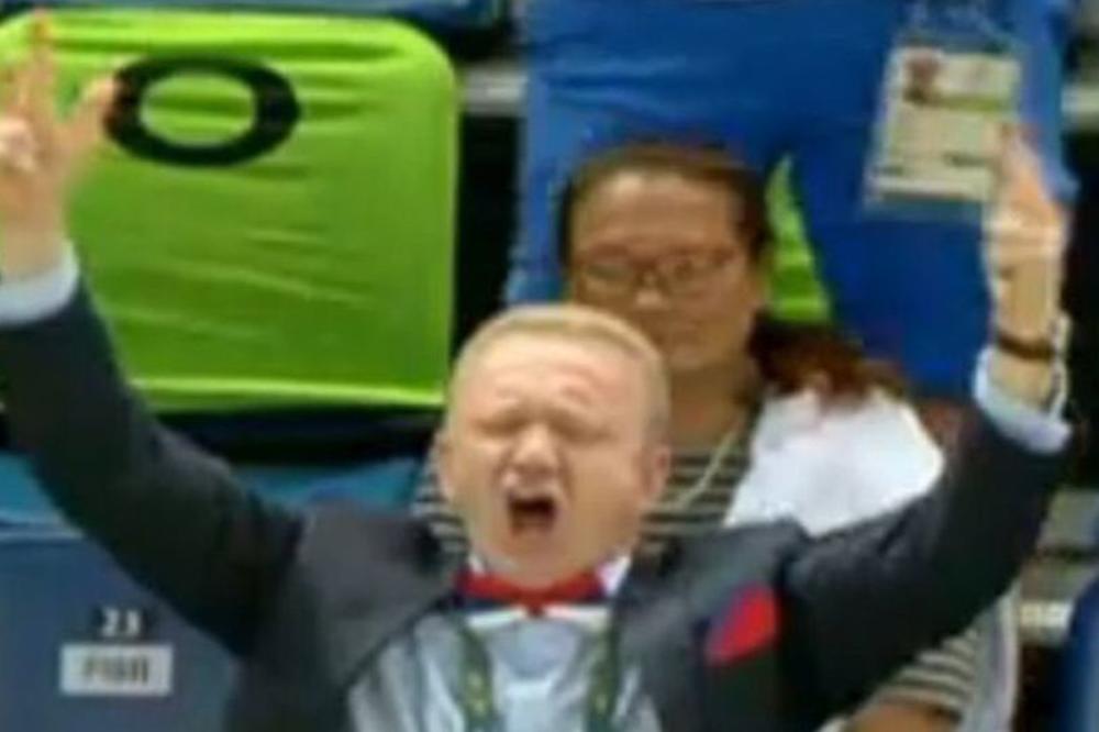 Đilase, ovo je naš zahtev za tebe i moraš da ga ispuniš! (FOTO)