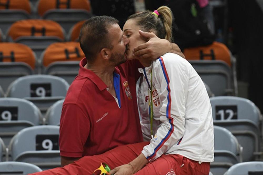 "Nismo ga mi birali" Majka Maje Ognjenović nikad iskrenije o zetu Dači, evo kakvo zapravo mišljenje ima o njemu...