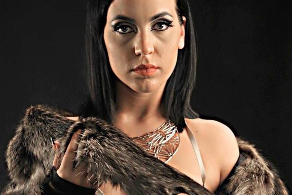 Anti-anti-fa! Mimi Mercedez pljuje feministkinje! Dosta Srba će se složiti s njom, ali... (FOTO)