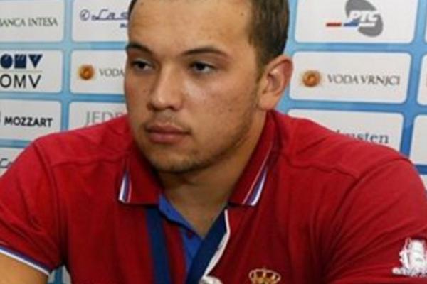 Devojka Dušana Mandića sija sjajnije nego medalja! Slađu ne bi menjao ni za 3 olimpijska zlata!  (FOTO)