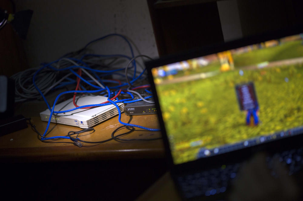 Ovo mesto ipak postoji: Grad u kom su zabranjeni internet i telefoni! (GIF)