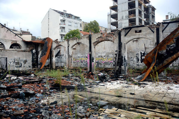 SUMNJIVI POŽAR U DEPOU: Tužilaštvo odbilo da dostavi dokumentaciju iz istrage - tvrde da ODGOVORNIH NEMA!