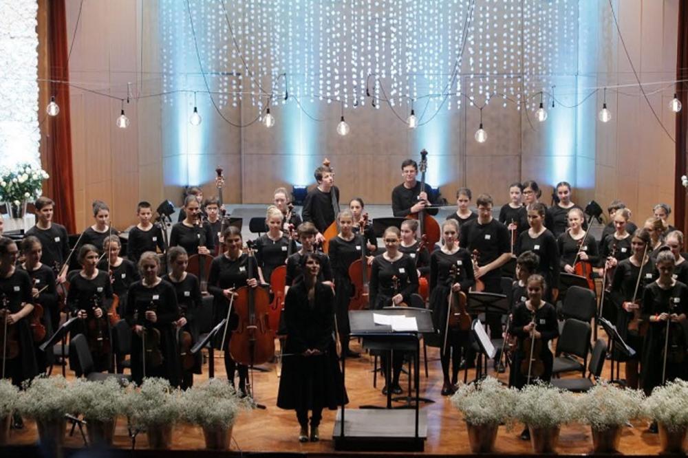 Kad klinci pokažu šta znaju: Dečja filharmonija sprema šou na Tašu! (FOTO)