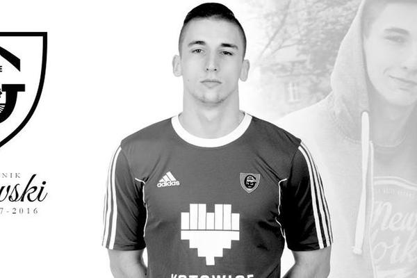 Stravična tragedija: Huligani izboli na smrt mladog fudbalera (19)!