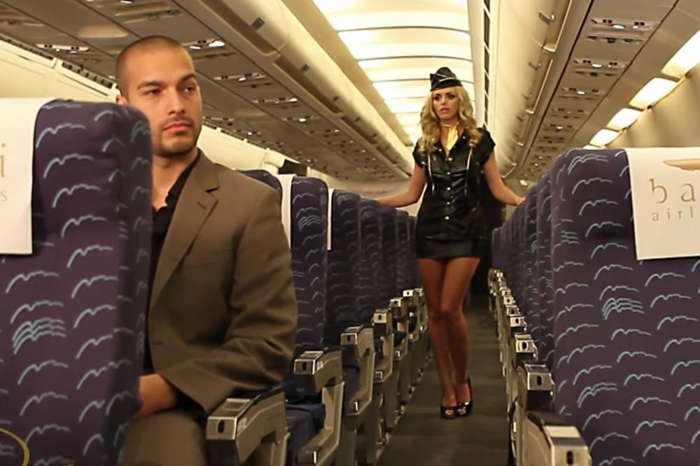 Stjuardesa otkrila šta se događa na privatnim letovima bogataša!