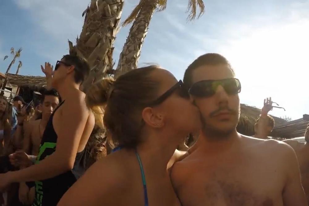 Dron niotkuda: Bila je to kul žurkica, a onda je doleteo on i pokvario sve! (FOTO) (VIDEO)