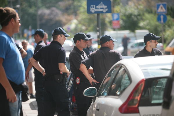 Ovo je prava istina! Smeju li komunalci da vas snimaju!?