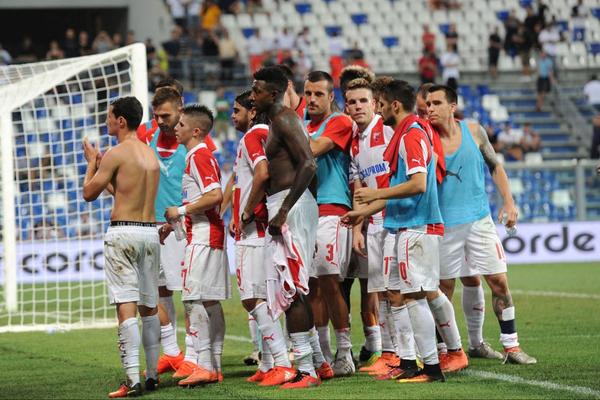 Možete li da ih prepoznate? Urnebesne fotke Zvezdinih fudbalera iz školskih dana! (VIDEO)