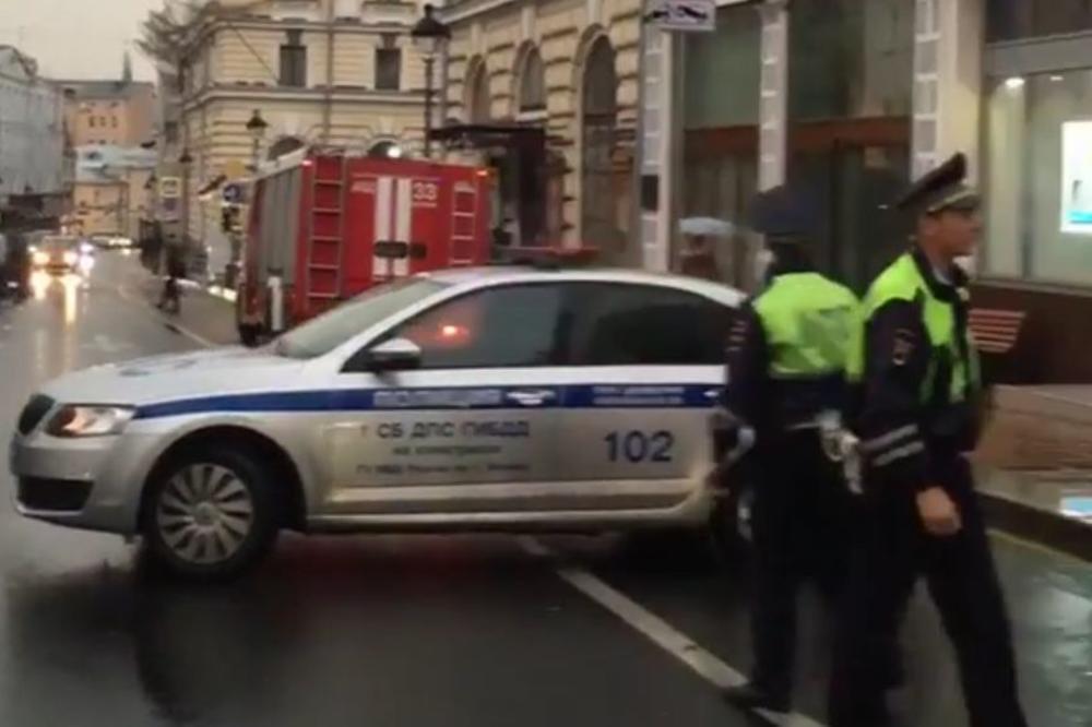 TERORISTIČKI NAPAD U ENGLESKOJ? Muškarac izboden u prometnom delu Lidsa!