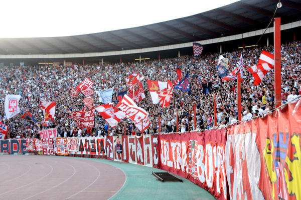 Zvezda obradovala vlasnike sezonskih karata za meč sa Sasuolom!