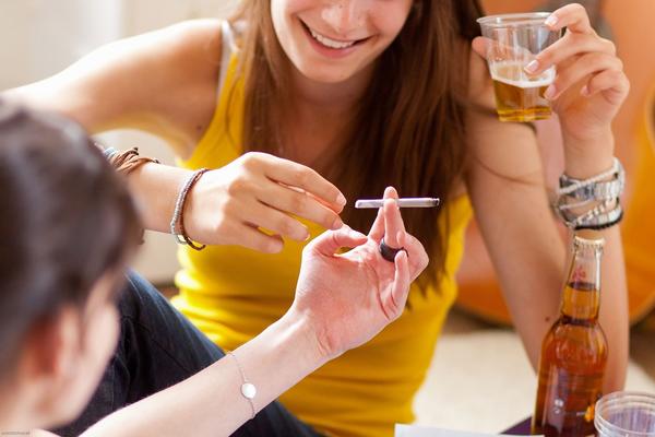 Marihuana ublažava bol muškarcima, ali ne i ženama (FOTO) (GIF)