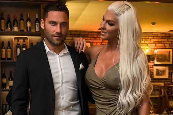 NAJSREĆNIJA ŽENA U SRBIJI! 12 razloga zbog kojih su poslednje 4 godine najbolje u životu Jelene Karleuše! (FOTO)