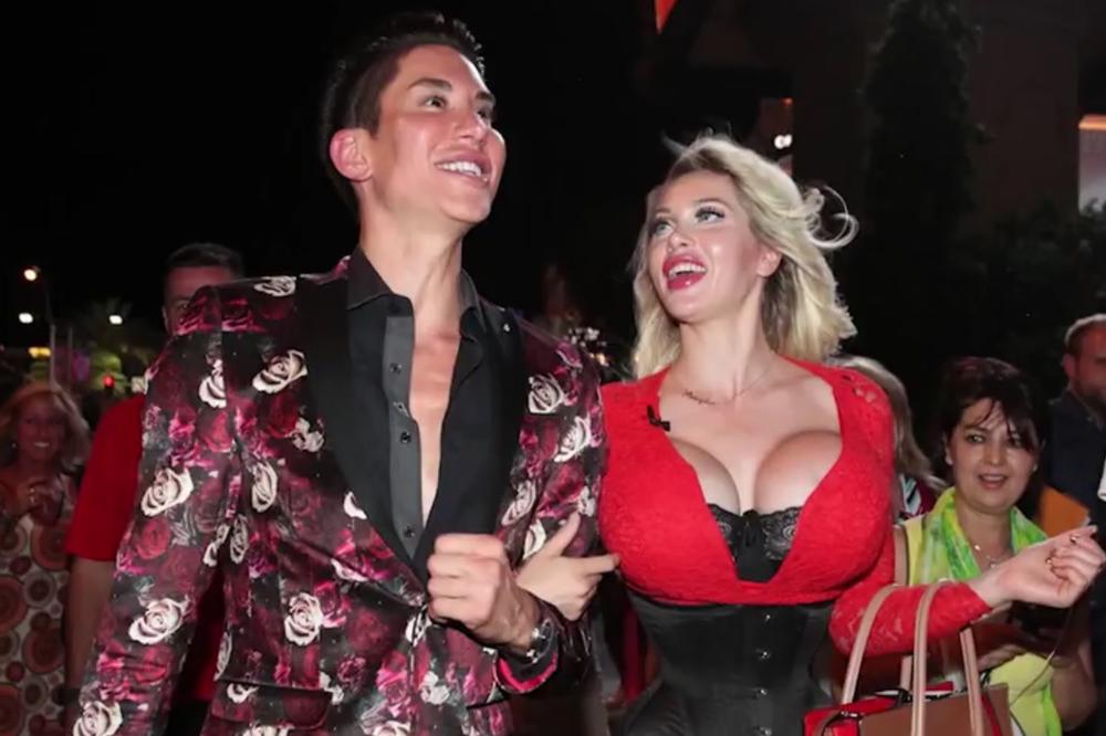 Barbika i Ken se konačno sreli u pravom životu! Da li je ovo par sa najviše plastike na sebi? (VIDEO)