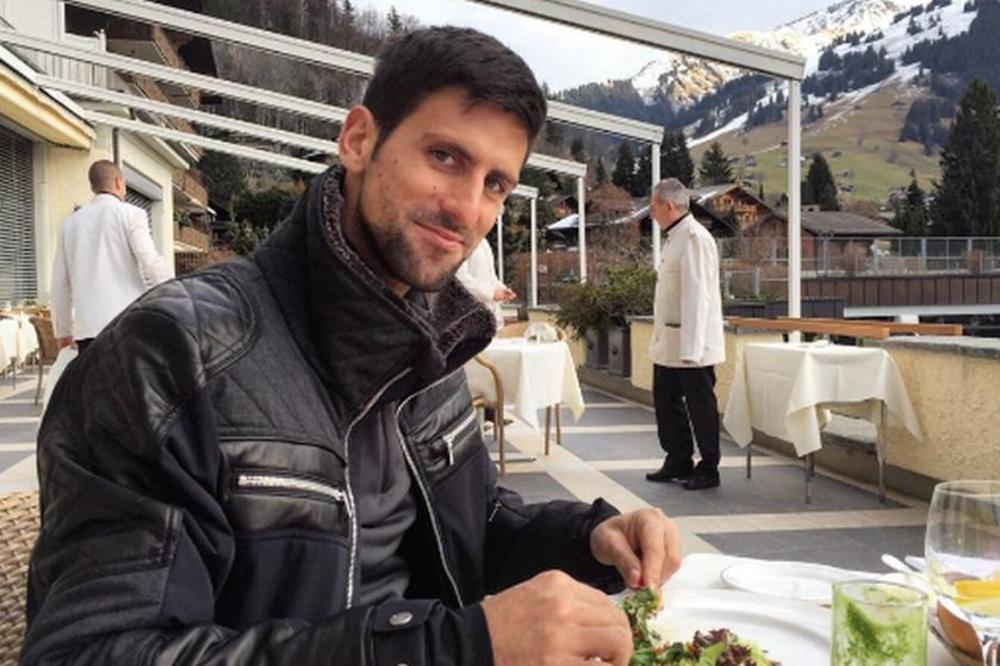 NOLE ODOLEO ROŠTILJU: Evo šta se našlo na Đokovićevom jelovniku u Nišu!