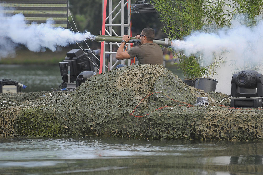Mogao je i tenkom: U Mostaru zoljom gađao saobraćajnu kameru!