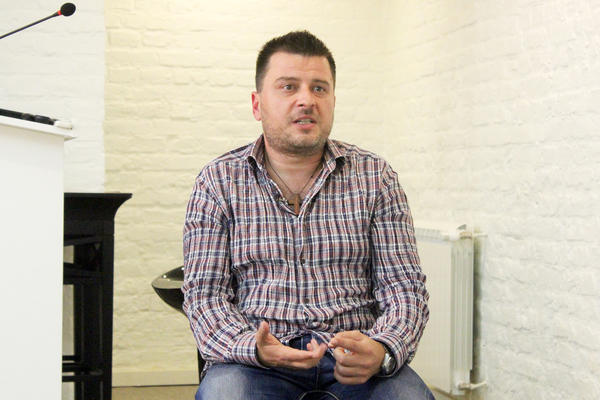 Karakašević potpuno otvoreno: Dok god me pljuju, znači da vredim! (FOTO) (VIDEO)