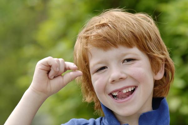 Zašto treba čuvati mlečne zube? (FOTO) (GIF)