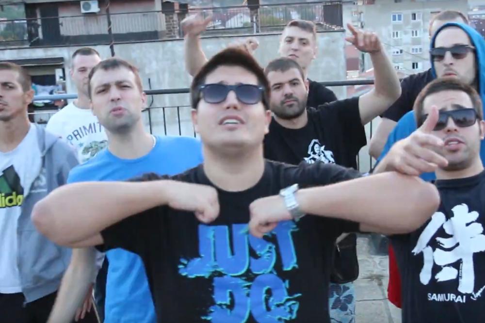 Kakvu priču imaš, kome ćeš je prodaš? Ako ti ne znaš, Karaburma zna! (VIDEO)