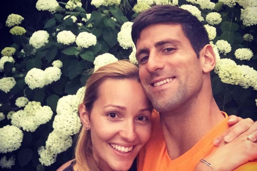 Zaustavila saobraćaj, a stajlingom održala lekciju: Ovako se Jelena Đoković zabavlja u Njujorku! (FOTO)