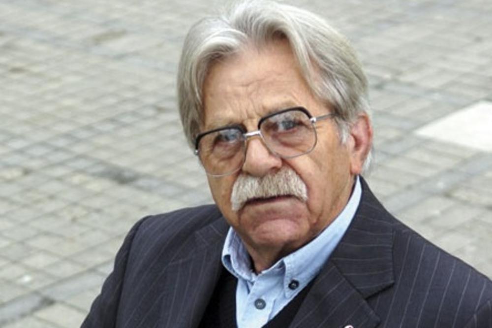 LJUBIVOJE RŠUMOVIĆ IMA TRI SINA: Nijedan nije krenuo pesničkim stazama, različita su im zanimanja i INTERESANTNA!