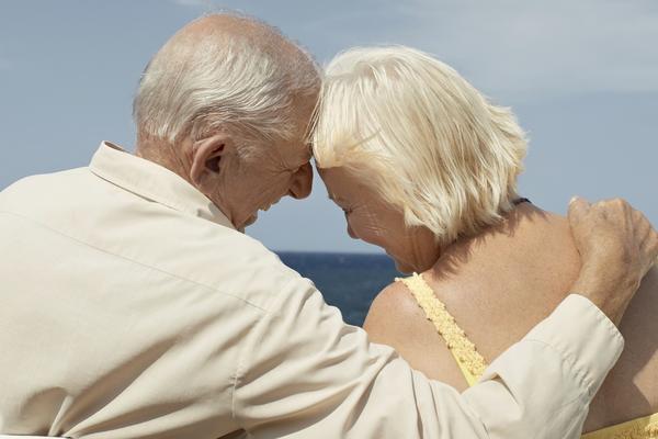 Ne udaj se, ne rađaj decu fukari! Priča ove bake oduševila je sve!