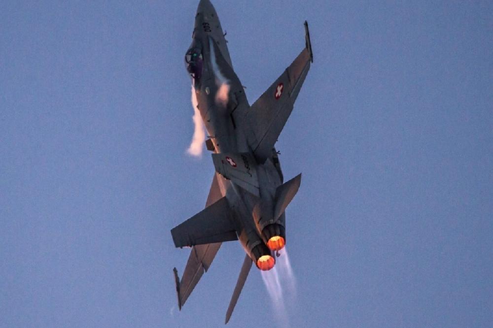 Potraga završena tragično: Nađeno telo pilota palog švajcarskog aviona (FOTO)