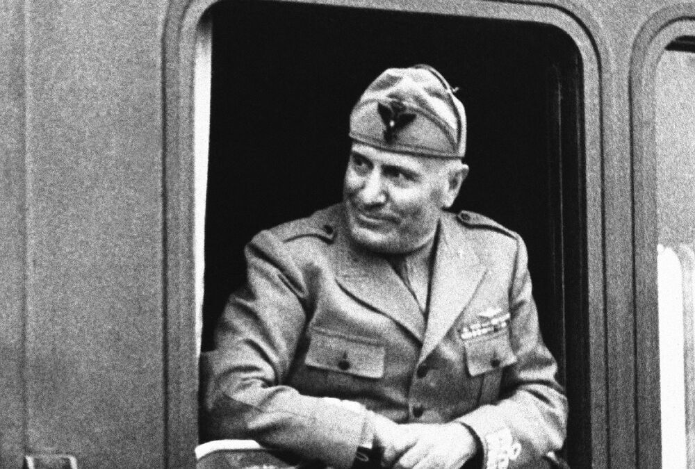 Musolini Slike Ko je bio Benito Musolini, strah i trepet u Italiji?