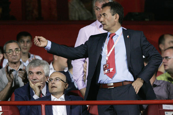 Zamorio se: Vojvodina ostala bez predsednika!