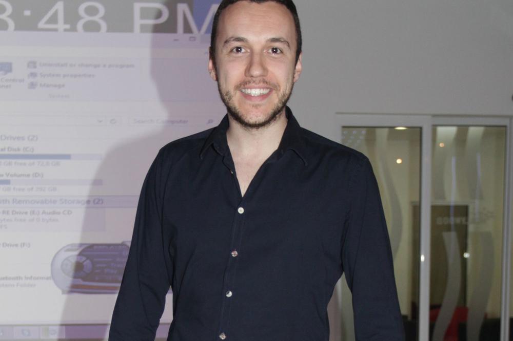 MALO KO ZNA OVE DETALJE O NJEMU! Bane Mojićević je ovo TAJIO? Rešite KVIZ da vidimo koliko ga POZNAJETE