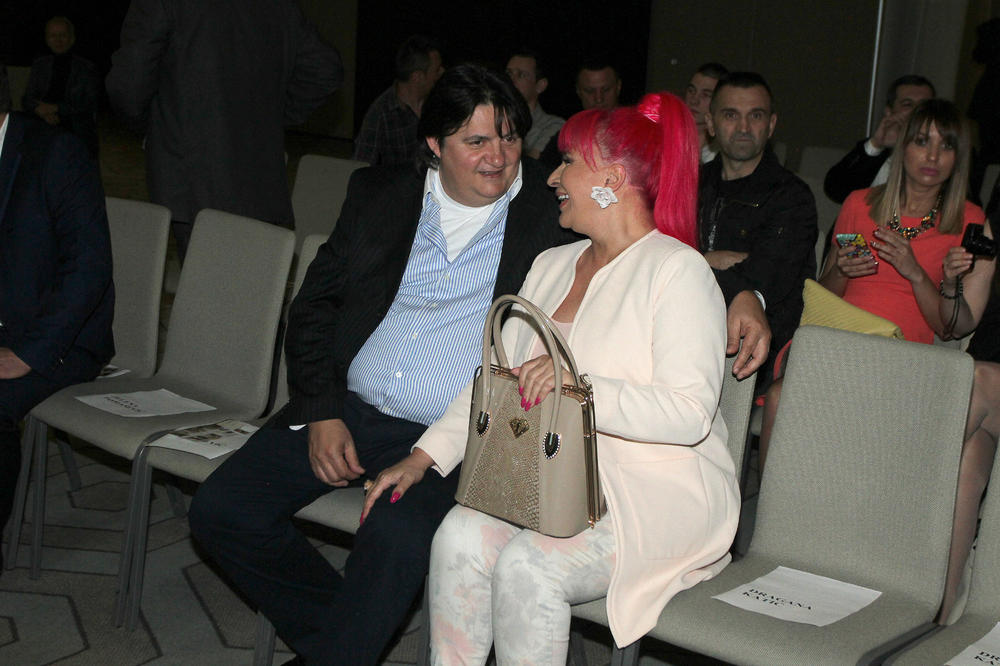 PRVI SEKS ZORICE I KEMIŠA: Odveo me je u krevet zbog opklade, bili smo u Metropolu, klecala su mu kolena od onoga što sam mu radila! (FOTO)