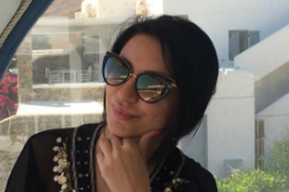 A tek je u šestom mesecu trudnoće! Evo kako sada izgleda Daria, koliki će joj biti stomak pred porođaj onda? (FOTO)