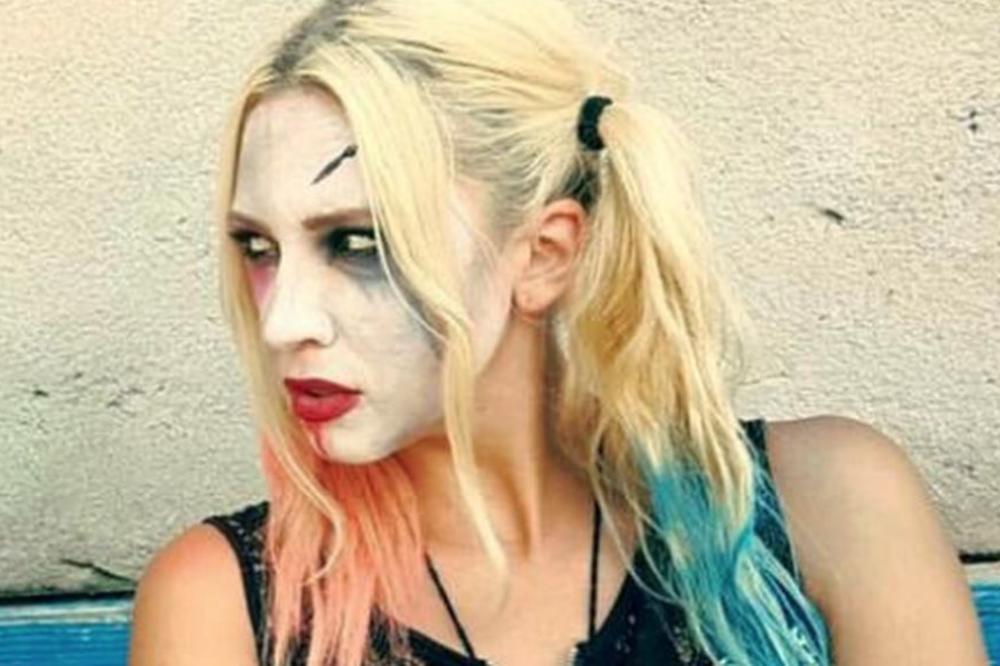 Mogla si da obriješ pazuh! Milicu Todorović zbog dlaka napali fanovi! (FOTO)