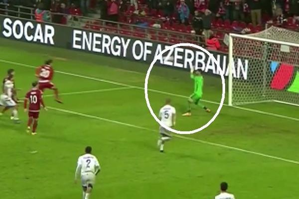 Čovek leti po petercu: Golman Jermenije nenormalno dobro brani! (VIDEO)