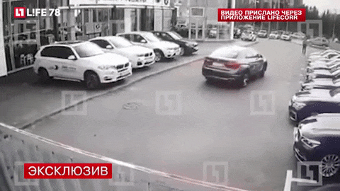 Drpili 4 skupocena BMW-a za 35 sekundi! Da li su ovi Rusi najbrži lopovi na planeti? (VIDEO)