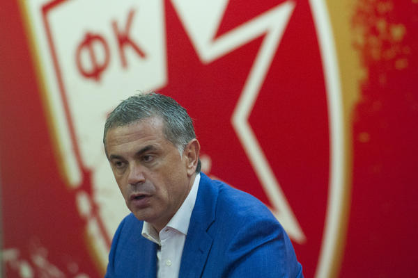 Kako Zvezdan Terzić može da vodi Crvenu zvezdu umesto da bude u zatvoru?