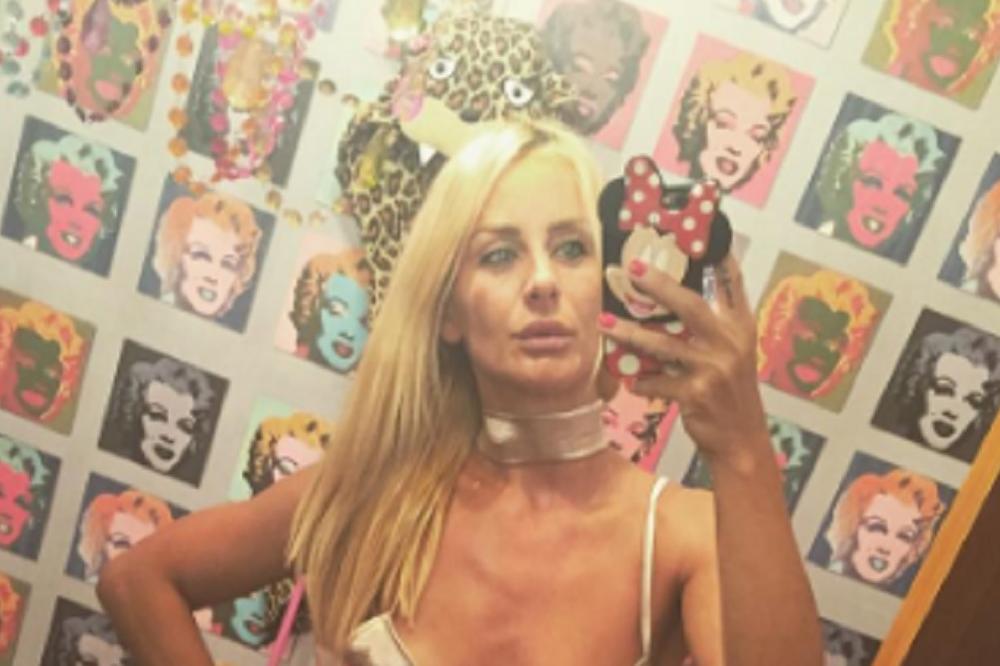 NAJLUĐA PROSIDBA U SRBIJI i to od dame: Dabovićka zaprosila dečka i to preko TV-a! (HIT VIDEO)