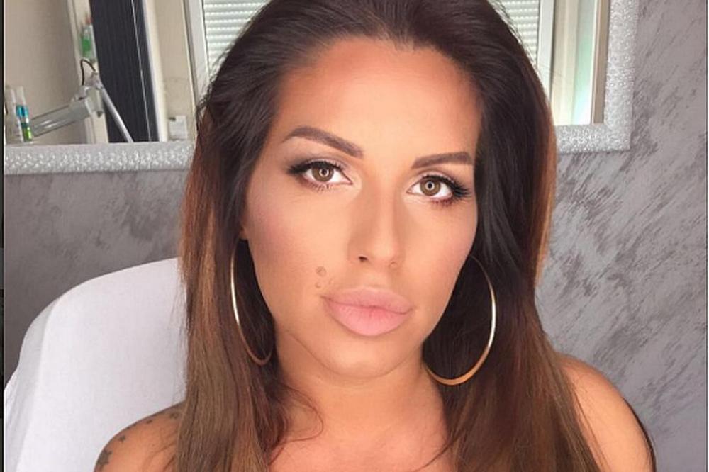 Dovela fanove do suza: Seka poslala snažnu poruku najvažnijoj osobi u svom životu!   (FOTO)