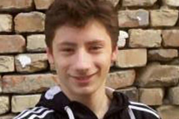 Dečak se obesio zbog nemaštine. Kad su pitali crkvu zašto nije pomogla dobili su odgovor: Pa nismo mi humanitarna organizacija!