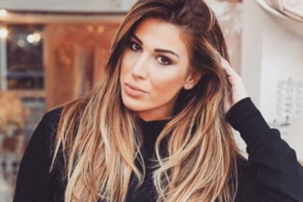 Cvetić moj: Ena Popov i Čanak na presladak način otkrili pol bebe!  (FOTO)