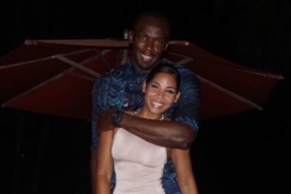 Boltu je sve oprošteno! Jamajčanin u zagrljaju svoje verenice! (FOTO)