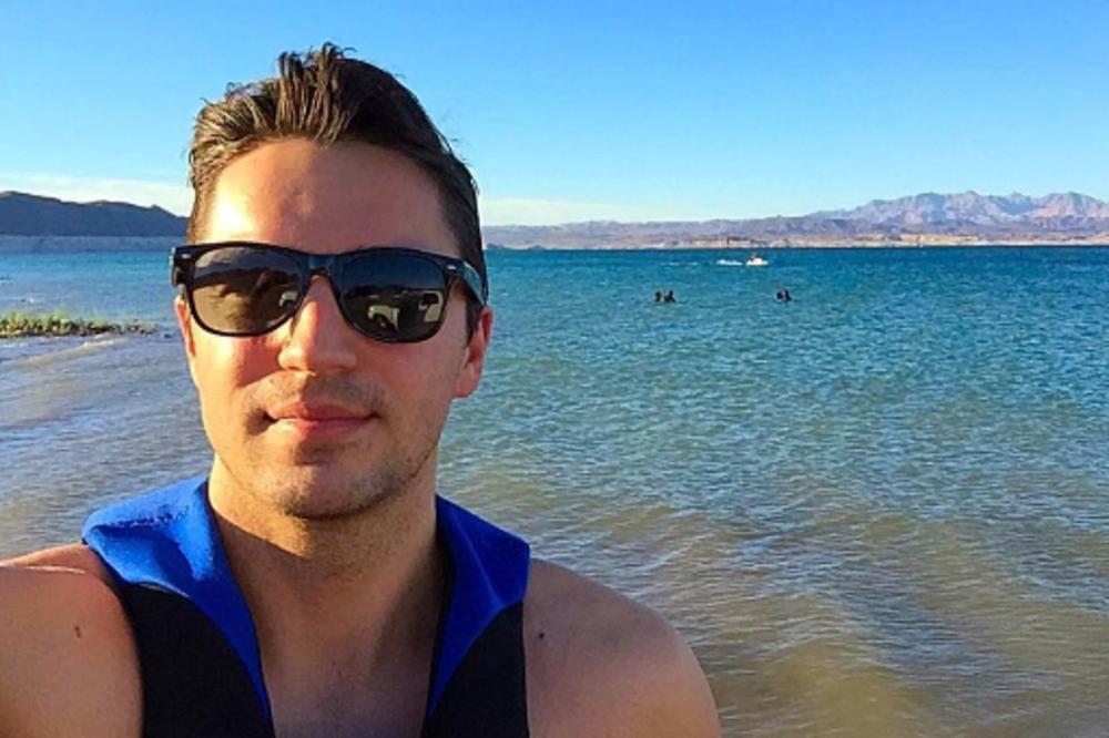 PRETUKAO JE DEVOJKU I OTIŠAO U LAS VEGAS! Evo kako danas izgleda SKANDALOZNI VODITELJ! (FOTO)