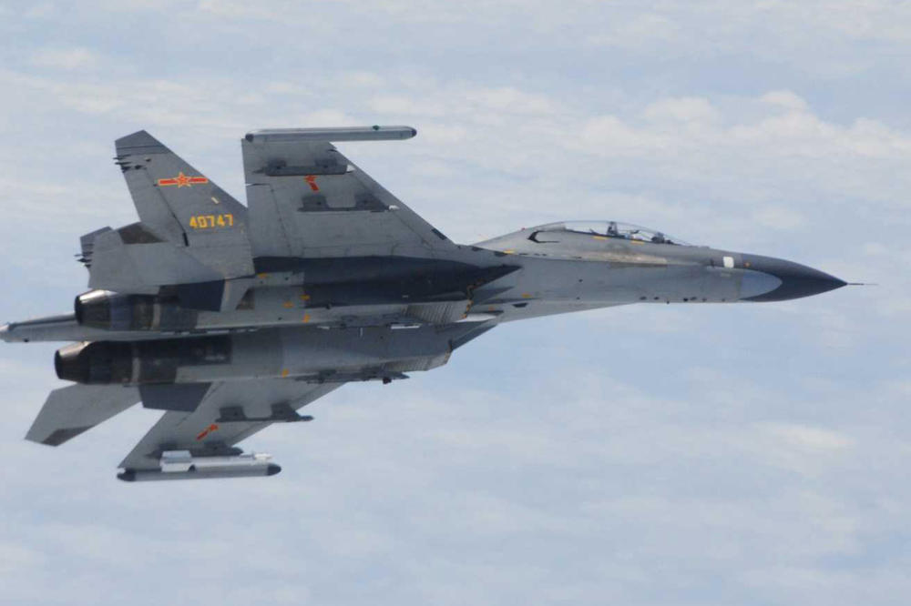 Ruski Suhoj presreo dva američka špijunska aviona iznad Crnog mora!