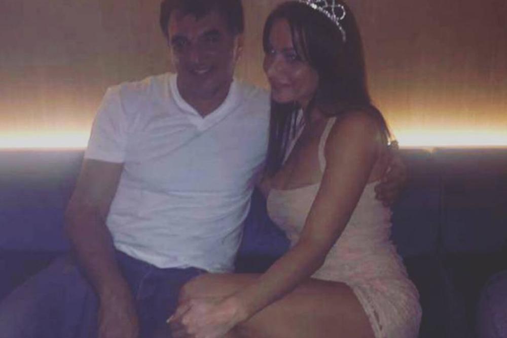 Kad vidite grudi Ćazimove nove cice, više vam nijedne druge neće biti dovoljno dobre! (FOTO)