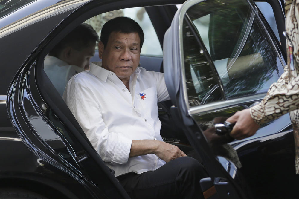 NOĆU SAM VOZIO MOTOR I LIČNO SAM UBIJAO KRIMINALCE: Priznanje predsednika Filipina o kojem priča svet (FOTO)