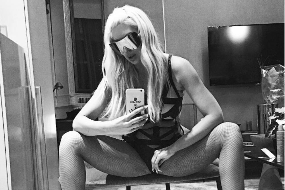 Kad Britanci naduvaju JK: Upoznajte Rusku Pin Ap devojku koja optužuje poznate za krađu!